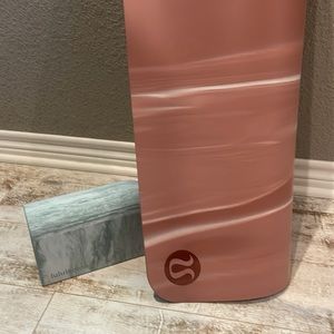 LULUMELON YOGA MAT PINK DYE